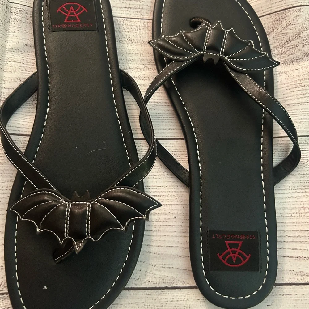 Black Bat Sandals - Picture 2 of 6